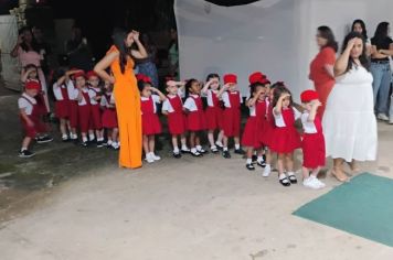 Foto - Formatura dos Pequenos da Creche Municipal Tereza Rossi