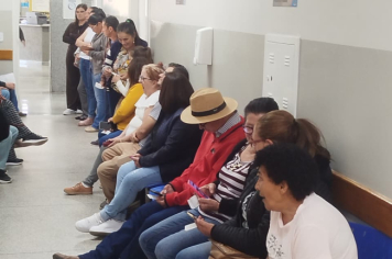 Foto - Exames oftalmológicos na UBS