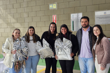Foto - Professores da rede municipal de Albertina recebem Chromebooks para uso pedagógico
