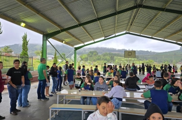 Foto - Churrasco na Escola Municipal Antonio Ferreira