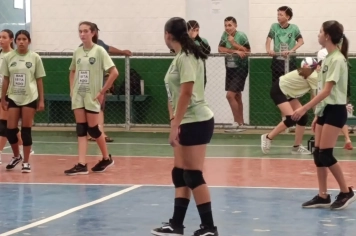 Foto - Primeiro amistoso das categorias de base do vôlei