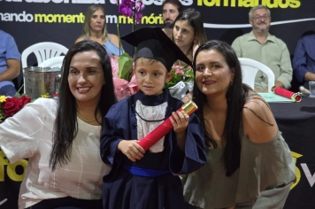 Foto - Formatura Pré-Escola Luzia Sanches Diniz
