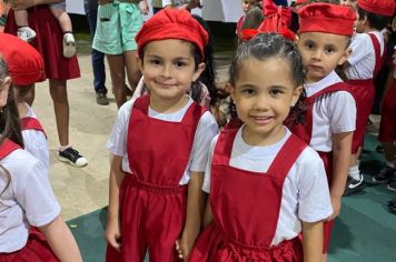 Foto - Formatura dos Pequenos da Creche Municipal Tereza Rossi