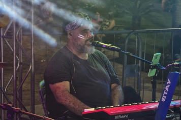 Foto relacionada - Carnaval Albertina 2026 começa com praça lotada e clima de sucesso