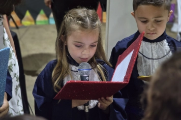 Foto - Formatura Pré-Escola Luzia Sanches Diniz
