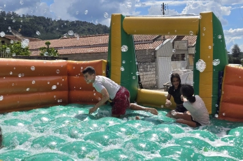 Foto - Natal na Praça – Albertina de Luz 2025