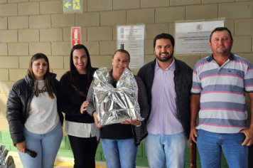 Foto - Professores da rede municipal de Albertina recebem Chromebooks para uso pedagógico