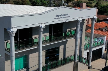 Recesso de fim de ano: atendimento presencial pausa, mas Prefeitura segue com serviços internos em andamento