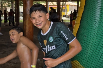 Parque do Lago vira cenário de alegria, cuidado e espírito natalino com o Dia de Natal Sicoob Credivass