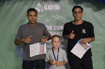 Albertina celebra avanços na educação com a cerimônia de premiação do Projeto +IDEB