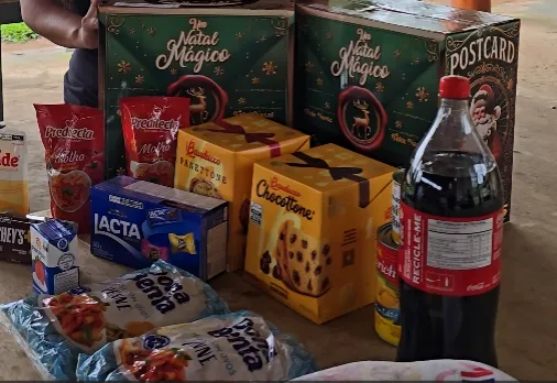 Prefeitura realiza entrega da Cesta de Natal e homenageia servidores públicos de Albertina