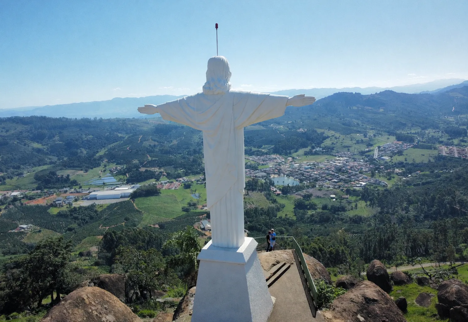 Albertina prepara dois dias de festa para celebrar 63 anos com música e energia na praça